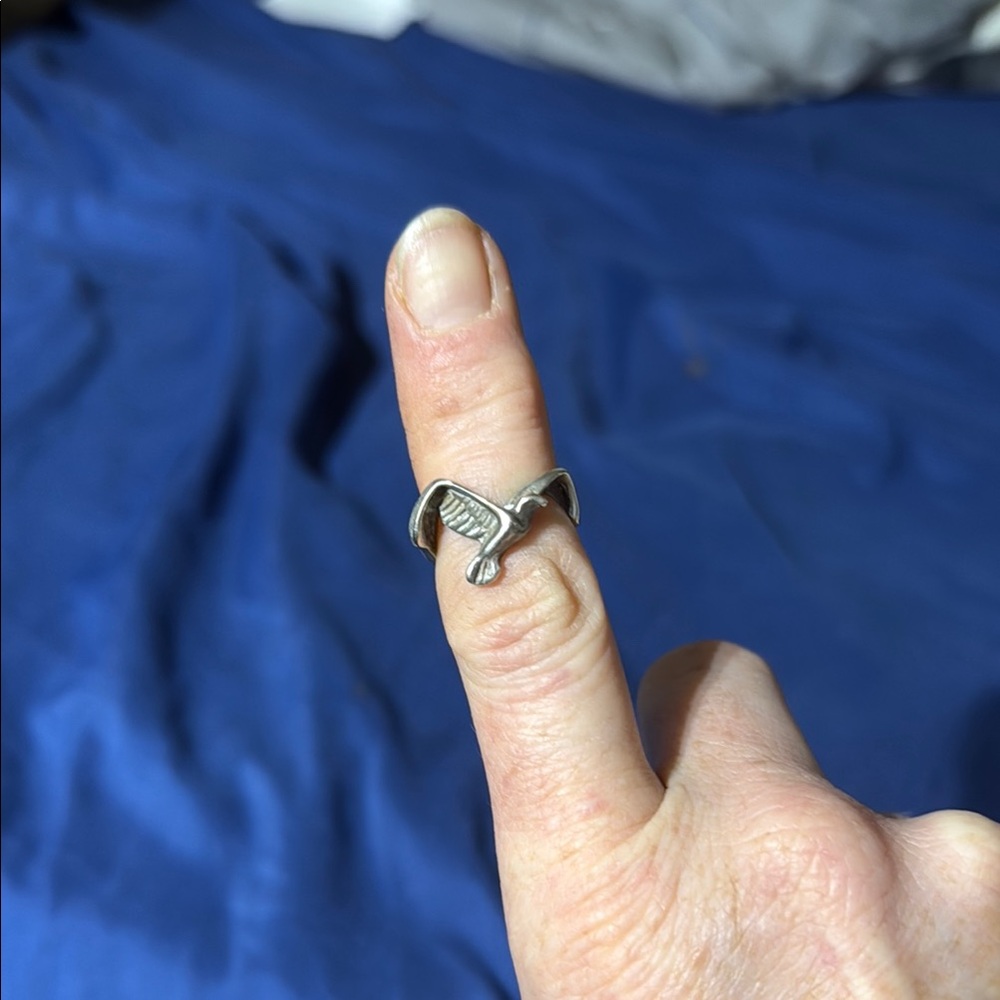 Vintage sterling Silver bird Ring size 7